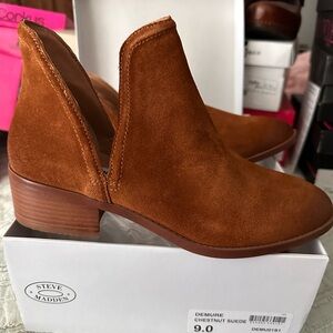 Steve Madden suede booties. Size 9.  New with tags.